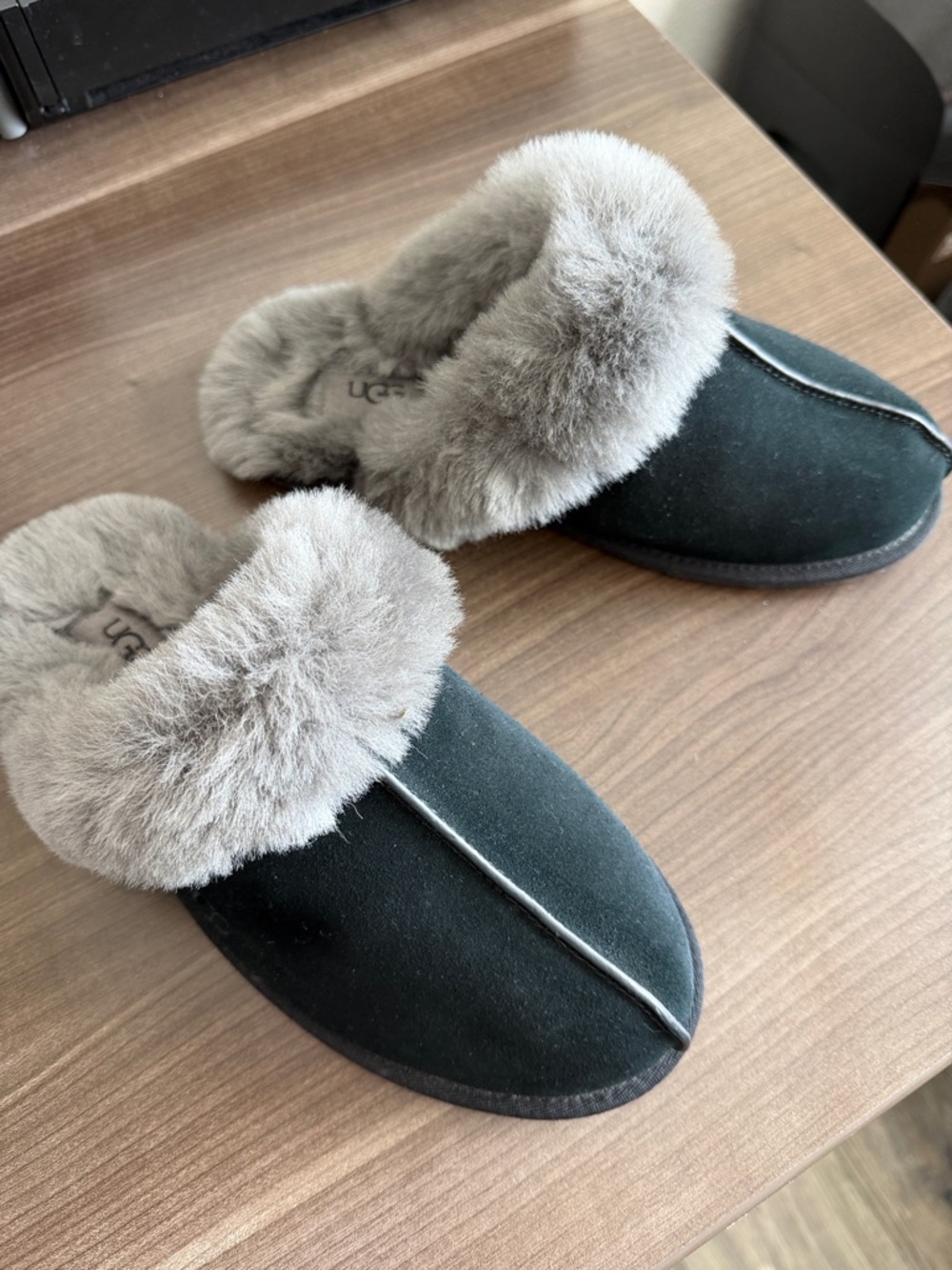 NEW UGG Women's Black Suede Slippers with Gray Fur Collar - Picture 3 of 5
